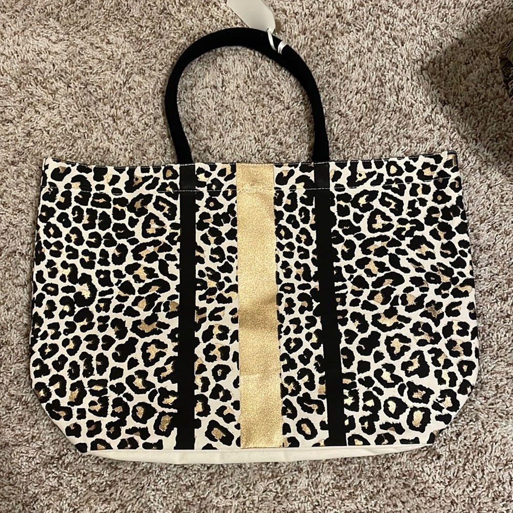NWT - Chic tote - leopard print - black, hold and off white/cream